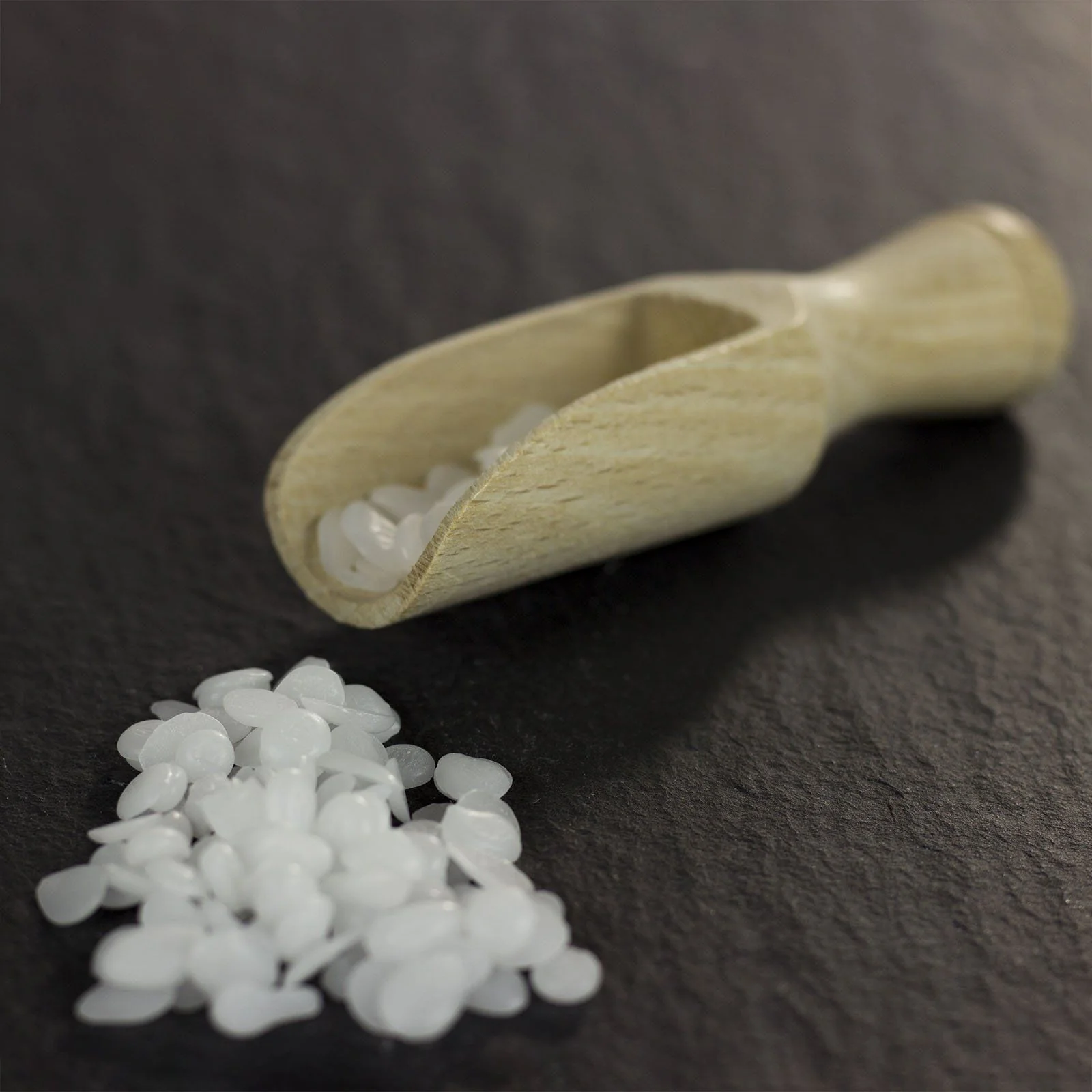 Emulsifying Wax Beads (N° 802) - Image 2